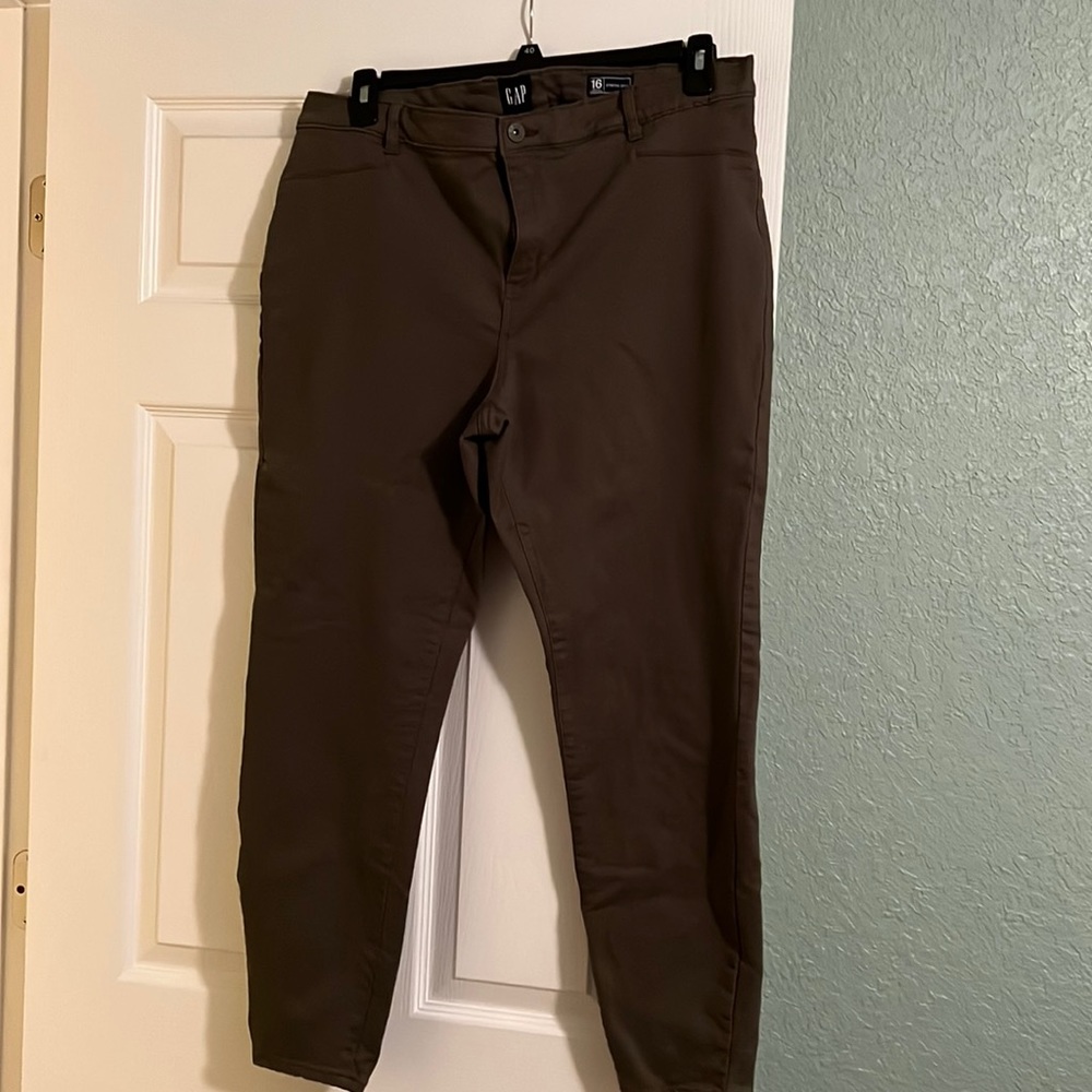 GAP pants.